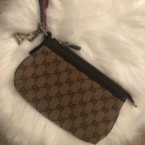 Gucci wristlet